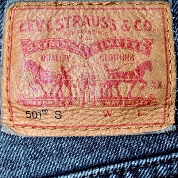 Levi’s 501s Distressed Raw Hem Skinny Straight Jeans in Faded Black Women’s 24 - Picture 8 of 10